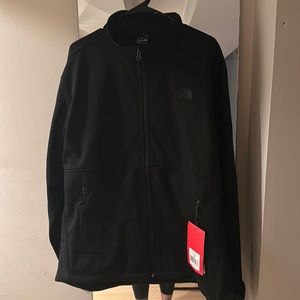 BRAND NEW NORTH FACE MENS JACKET